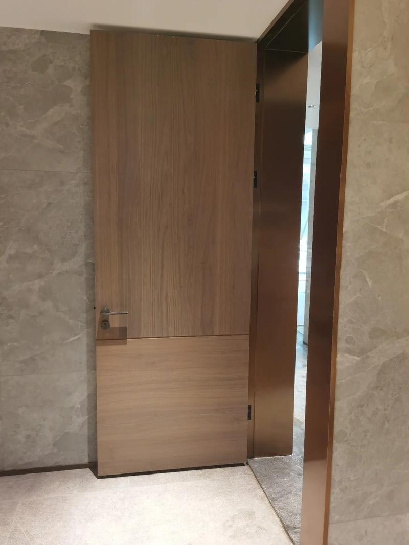 木飾面保潔 提升工廠產品與樣板間專業形象的必備環節